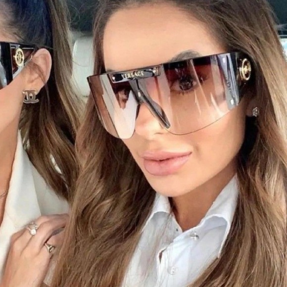 Versace Pink and Black Sunglasses with Extra Lenses - Picture 4 of 6